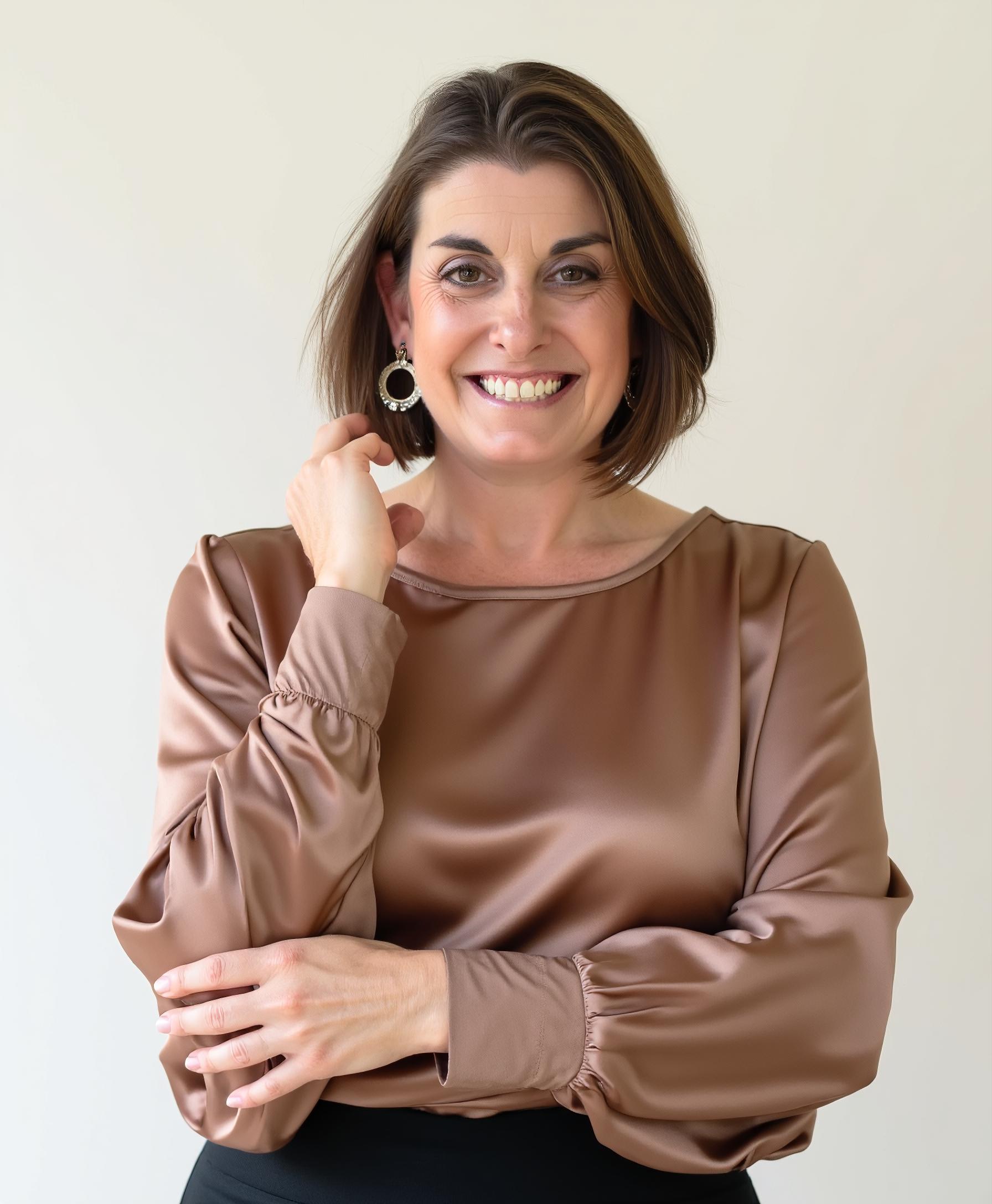 Favorite-Aragon-Headshot-Lisa-Plank-2025-12-09-100